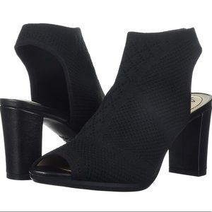 Lifestride Heels Peep Toe Sandals